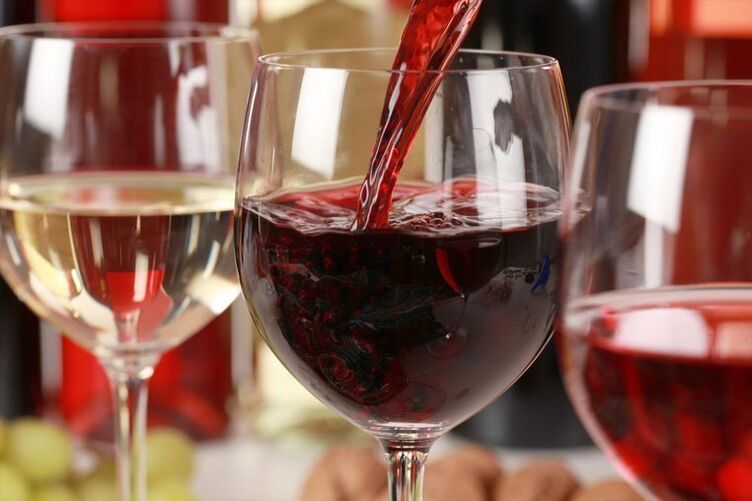 El vino tinto es bueno para las personas con el cuarto tipo de sangre. 